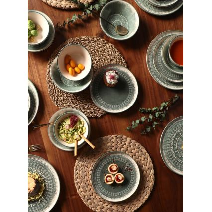 24-teiliges Geschirrset, beige/grün, aus Steinzeug