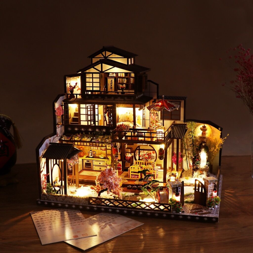 2Kids Toys - Miniatur des Hauses Prunkvolle Sakura-Villa 2xAAA