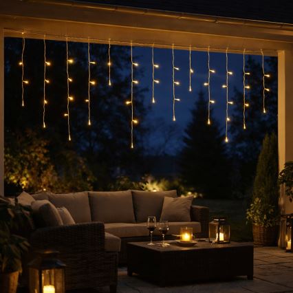 Aigostar - LED-Außen-Weihnachtskette 300xLED/8 Funktionen 3xAA 18x0,6 m IP44 warmweiß
