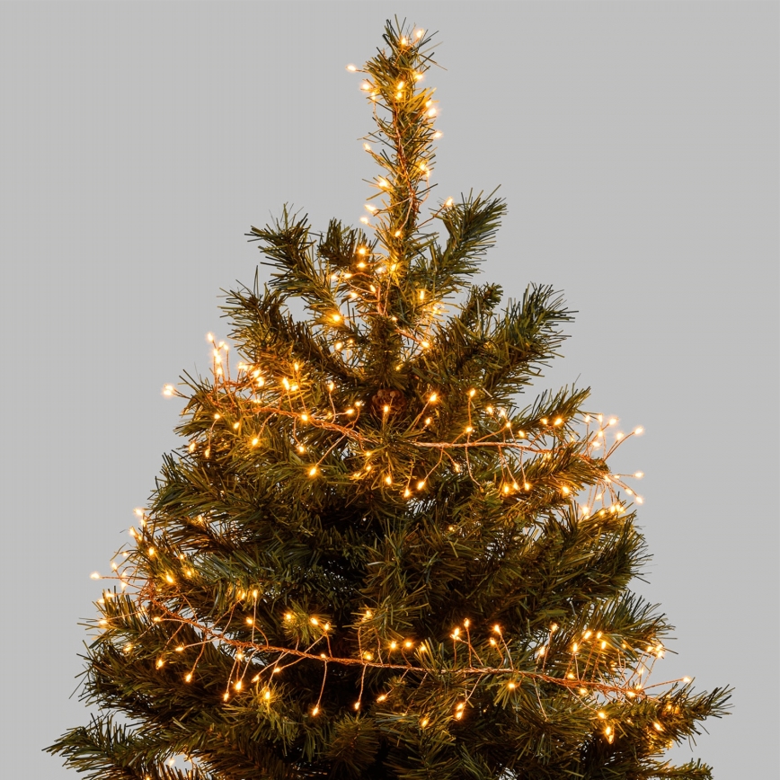 Aigostar - LED-Außen-Weihnachtslichterkette 300 LEDs / 8 Funktionen 3xAA 9,3 m IP44 warmweiß