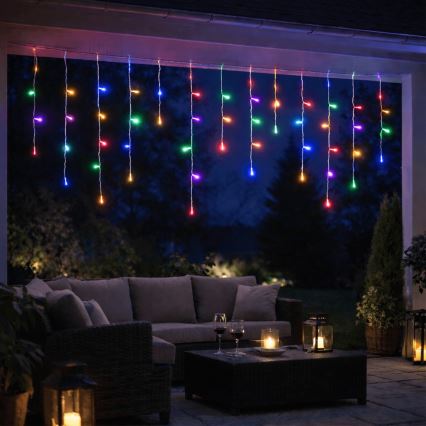 Aigostar - LED-Lichterkette für den Außenbereich, 300 LEDs, 8 Funktionen, 3xAA, 18x0,6 m, IP44, mehrfarbig