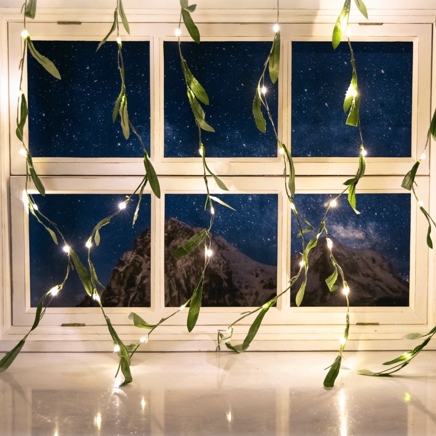 Aigostar - LED Solar-Lichterkette 70xLED/4x1m IP65 300 mAh warmweiß Olive