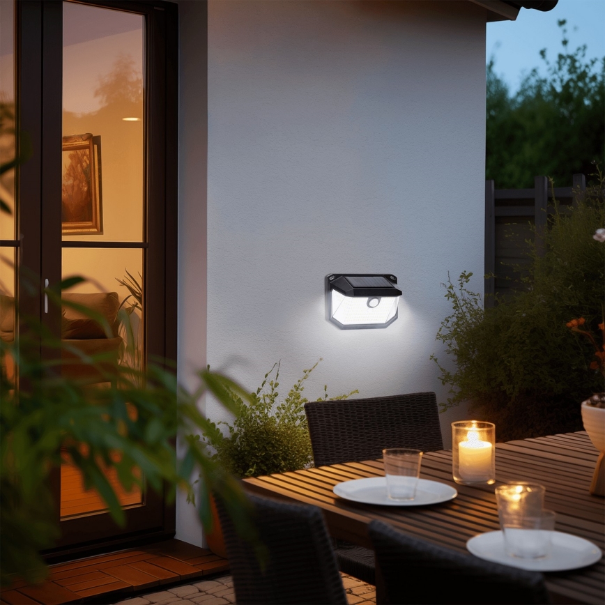 Aigostar - LED-Solarwandleuchte mit Sensor LED/0,8W/5,5V 6500K IP65