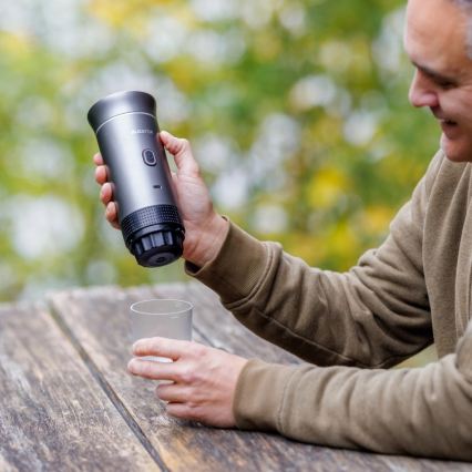 Aligator ACM002 - Tragbare, wiederaufladbare Reisekaffeemaschine PortaCaffé 3‑in‑1, 72 W / 7500 mAh, grau