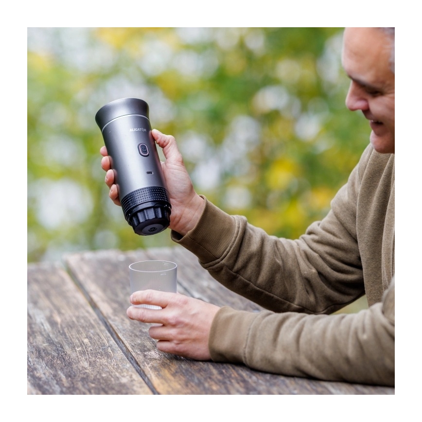 Aligator ACM002 - Tragbare, wiederaufladbare Reisekaffeemaschine PortaCaffé 3‑in‑1, 72 W / 7500 mAh, grau