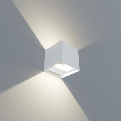 APLED - LED-Außenwandleuchte CUBE 2xLED/3W/230V IP65