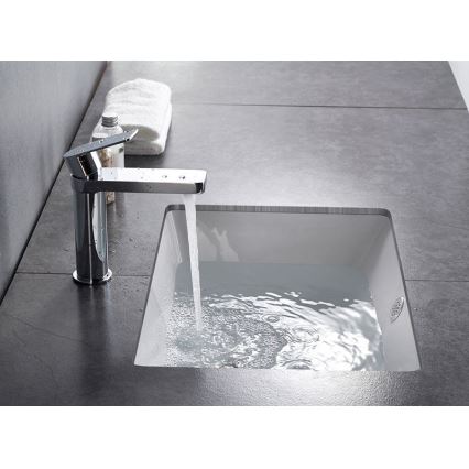 Aqualine - Waschbeckenarmatur DAPHNE 15,5 cm glänzendes Chrom