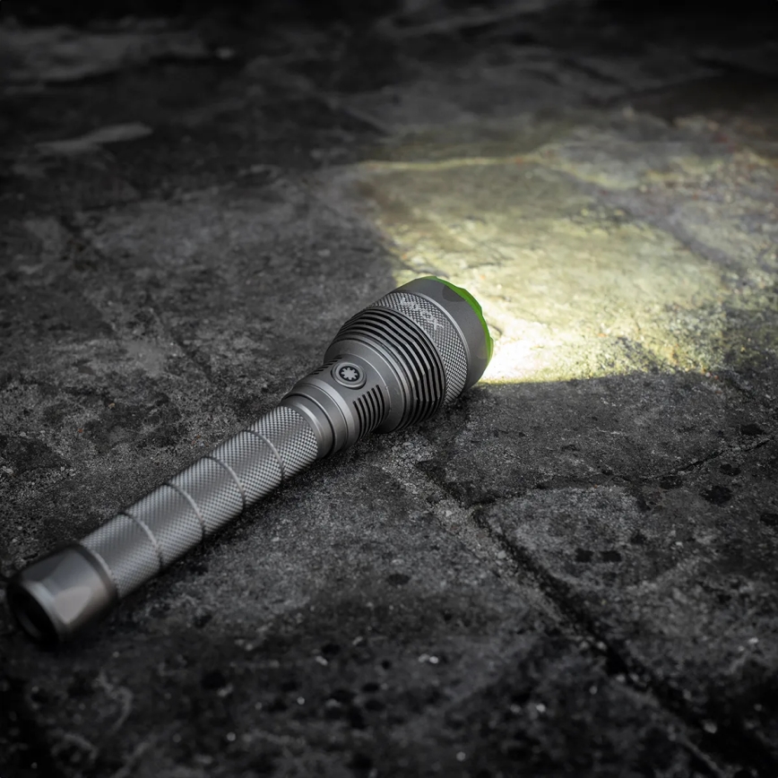 Dimmbare, aufladbare LED-Taschenlampe mit Powerbank Funktion LED/5V IPX7 10000 glänzend 2600 mAh