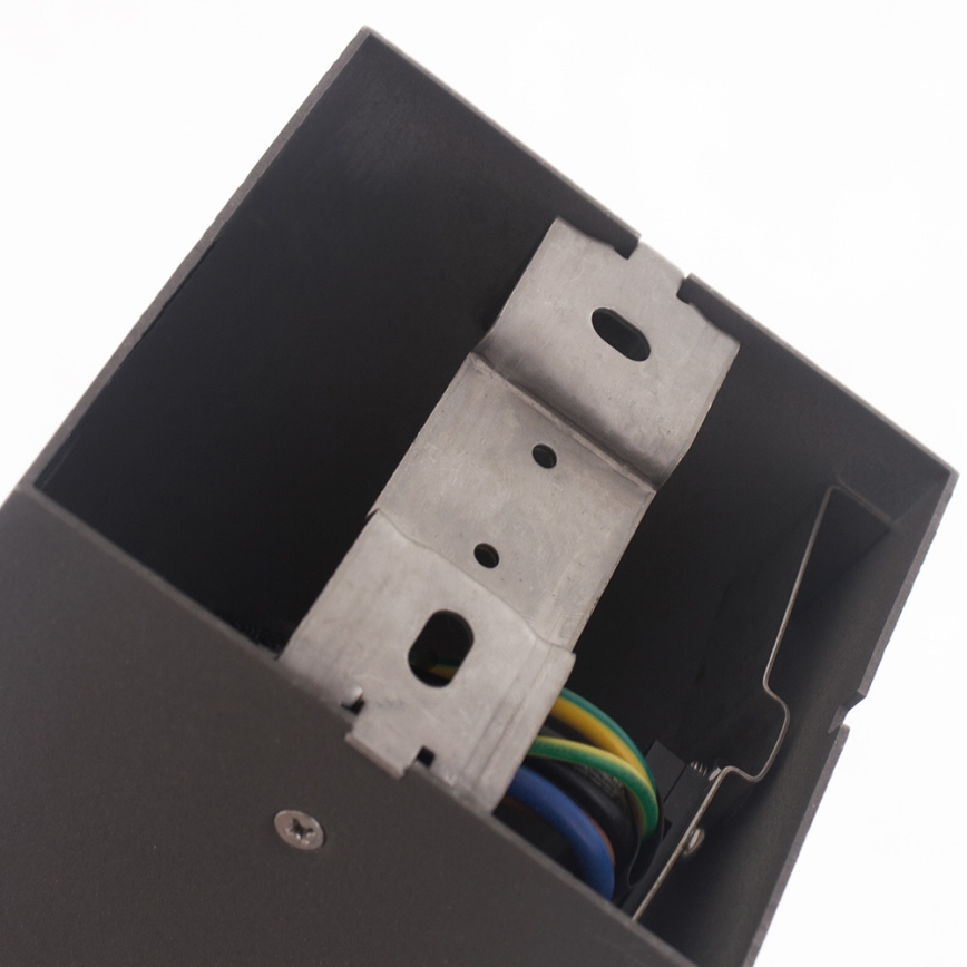 Außenleuchte mit Steckdose GARD 1xE14/60W/230V IP44
