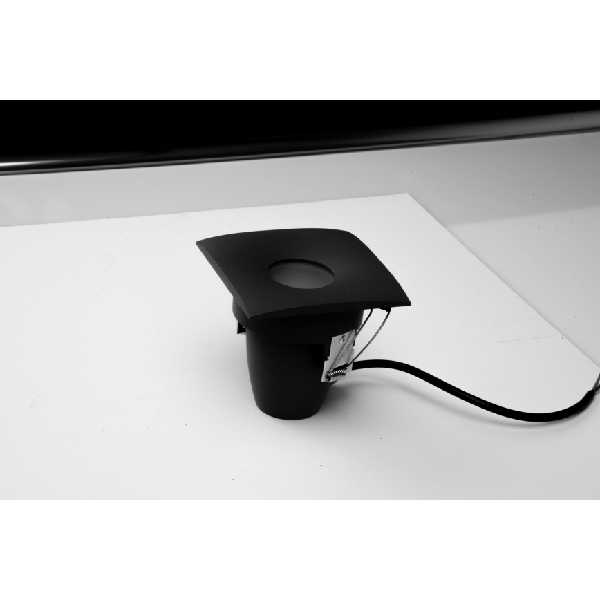 Azzardo AZ5392 - Badezimmer-Einbauleuchte ROMOLO 1xGU10/50W/230V IP65 Schwarz