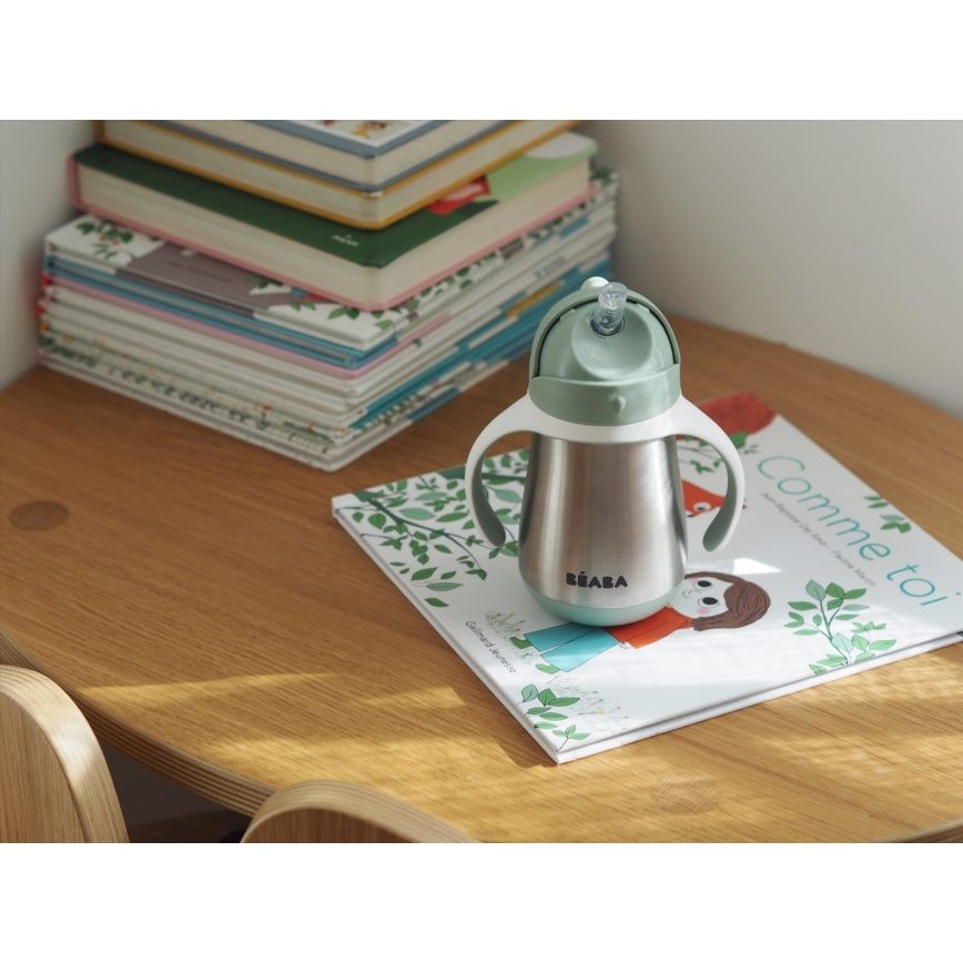 Beaba - Isolierter Trinkbecher mit Strohhalm, 250 ml, grün
