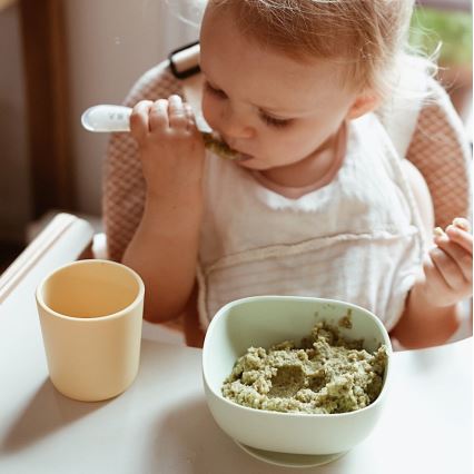 Beaba – Kinder-Essgeschirrset Yellow 4 teilig