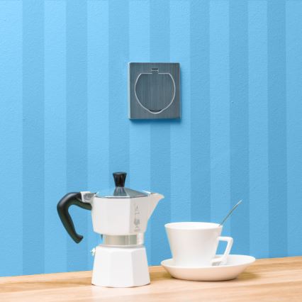 Brilagi - Boden-Einbausteckdose für den Outdoor-Bereich IP55 matt Chrom quadratisch