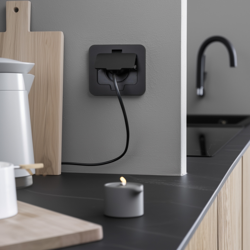 Brilagi - Einbau-Bodensteckdose für den Außenbereich IP55, schwarz, rechteckig