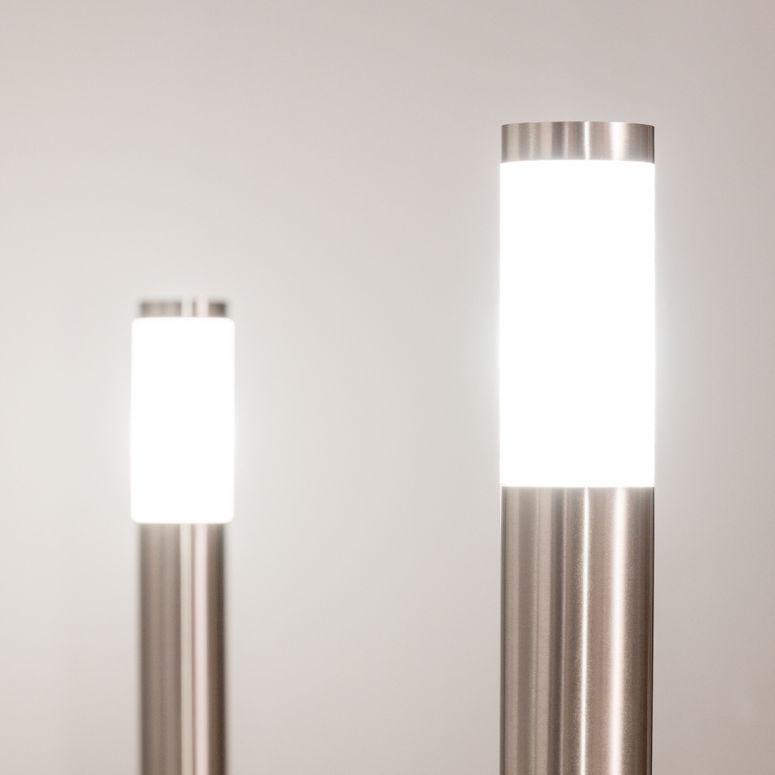BRILAGI - LED-Außenleuchte mit Steckdose ELIA 1xE27/7W/230V 4000K IP44 50 cm matt verchromt