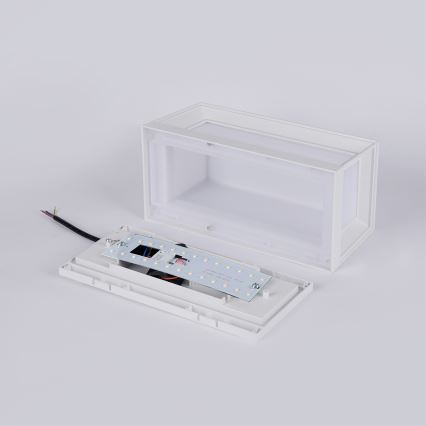Brilagi - LED-Außenwandleuchte mit Sensor PARKER LED/12W/230V Weiß IP44