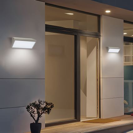 Brilagi - LED Außenwandleuchte mit Sensor TRIANGLE LED/20W/230V grau IP65