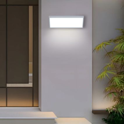 Brilagi - LED-Außenwandleuchte mit Sensor TRIANGLE LED/42W/230V weiß IP65