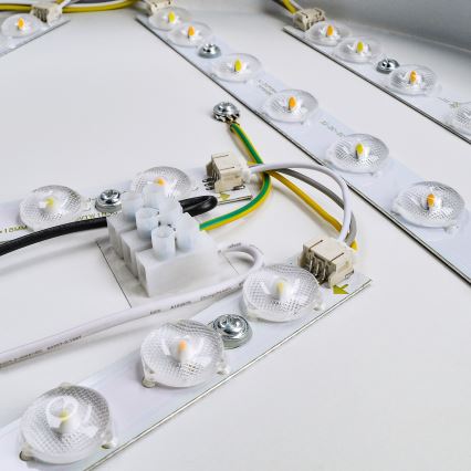 Brilagi - LED-dimmbare Deckenleuchte POOL SMART LED/48W/230V 40 cm 3000-6000K Wi-Fi Tuya + Fernbedienung weiß