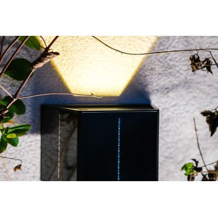 Brilagi - LED-Solar-Wandleuchte mit Sensor SOLAR CUBE LED/2W/3,2V IP54