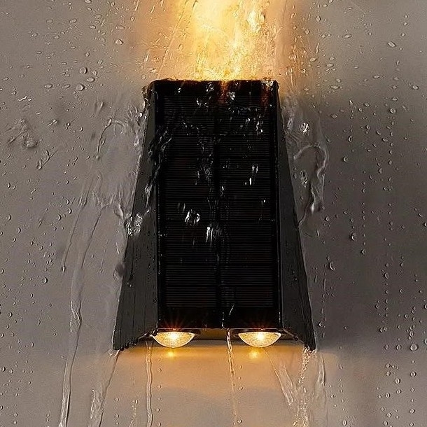 Brilagi - LED-Solarwandleuchte PYRAMID LED/2W/3,2V IP54