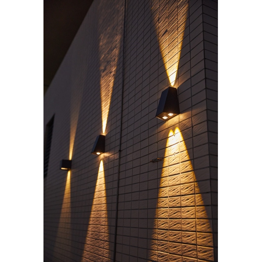 Brilagi - LED-Solarwandleuchte PYRAMID LED/2W/3,2V IP54
