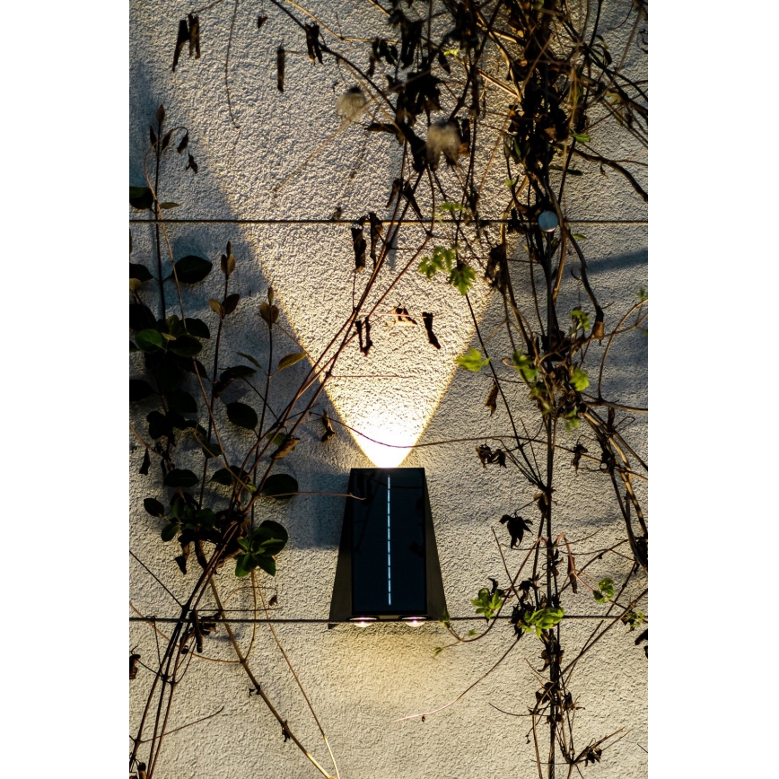 Brilagi - LED-Solarwandleuchte PYRAMID LED/2W/3,2V IP54