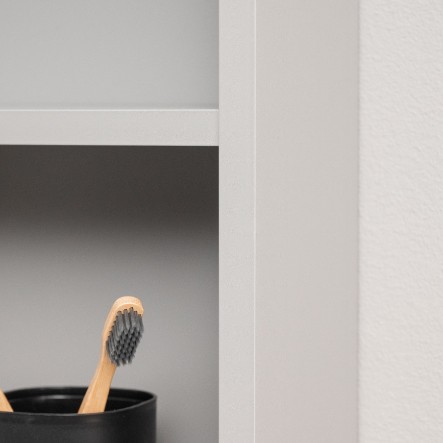 BRILAGI - LED-Spiegelschrank mit Hintergrundbeleuchtung AVOLA SINGLE 75x70 cm
