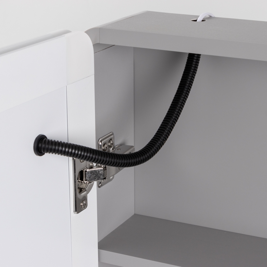 BRILAGI - LED-Spiegelschrank mit Hintergrundbeleuchtung AVOLA SINGLE 75x70 cm