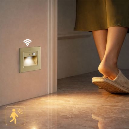 Brilagi - LED-Treppenleuchte mit Sensor STEP LIGHT LED/1,5W/230V IP44 goldfarben