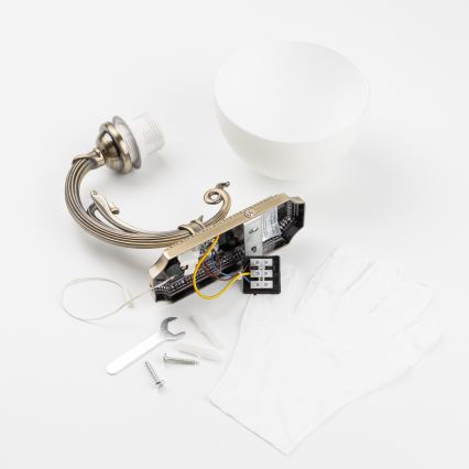 Brilagi - Wandleuchte CLASSIC 1xE27/60W/230V Messing