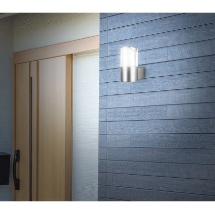 Briloner 320304TF - Außenwandleuchte 1xE27/12W/230V IP44 silber