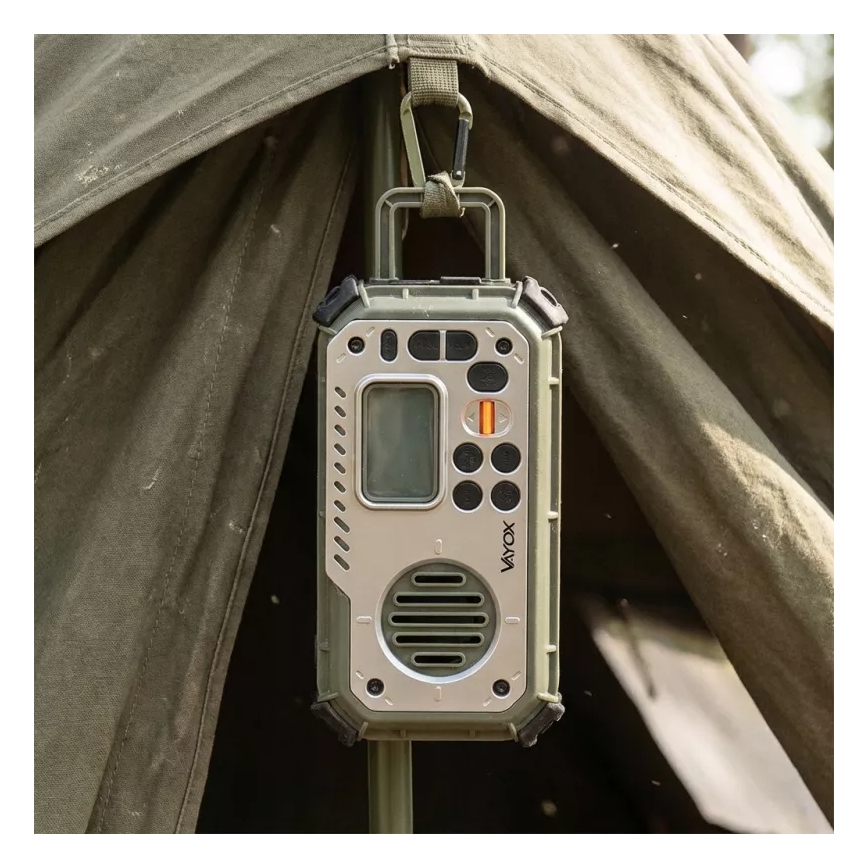 Camping-Radio mit Kurbel, Solarpanel und LED-Taschenlampe mit Powerbank-Funktion, 5 V / 3×AAA / 2000 mAh, IPX4, grün