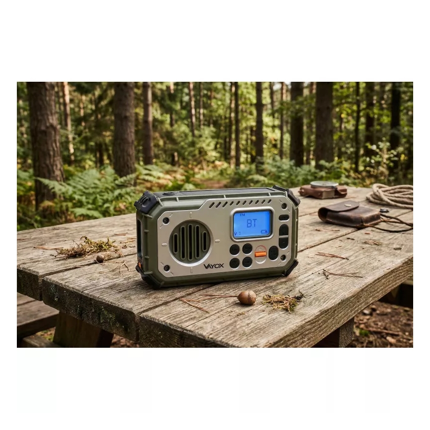 Camping-Radio mit Kurbel, Solarpanel und LED-Taschenlampe mit Powerbank-Funktion, 5 V / 3×AAA / 2000 mAh, IPX4, grün