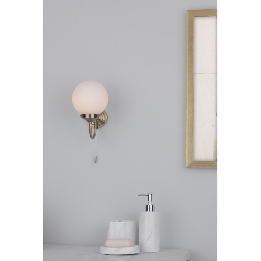 Där Lighting BAR0775 - Badezimmer-Wandleuchte BARCLAY 1xE14/40W/230V IP44 Messing