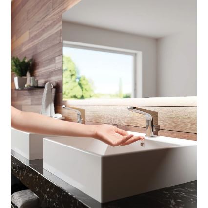 Deante BQH_029V - Berührungslose Waschbeckenarmatur mit Temperaturregelung HIACYNT 230/6V glänzendes Chrom