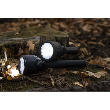 Dimmbare, aufladbare LED-Taschenlampe LED/30W/5V IPX7 3000 glänzend 4200 mAh