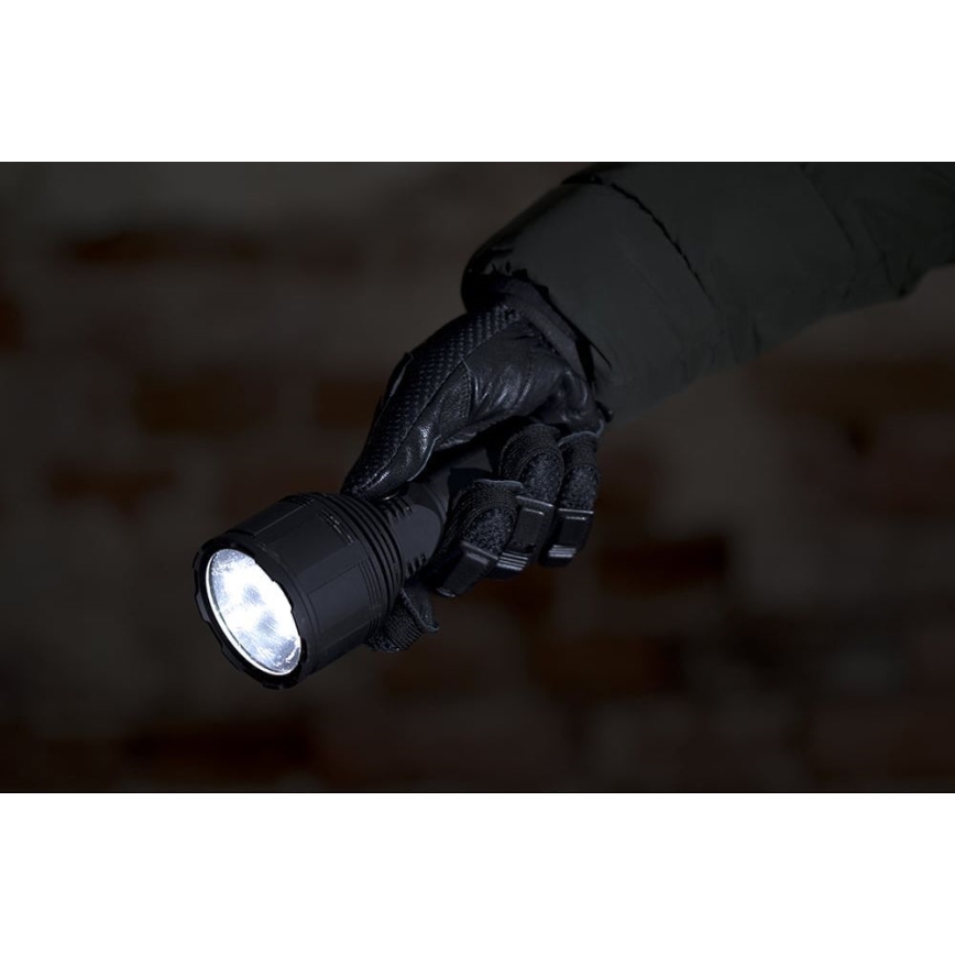 Dimmbare, aufladbare LED-Taschenlampe LED/30W/5V IPX7 3000 glänzend 4200 mAh