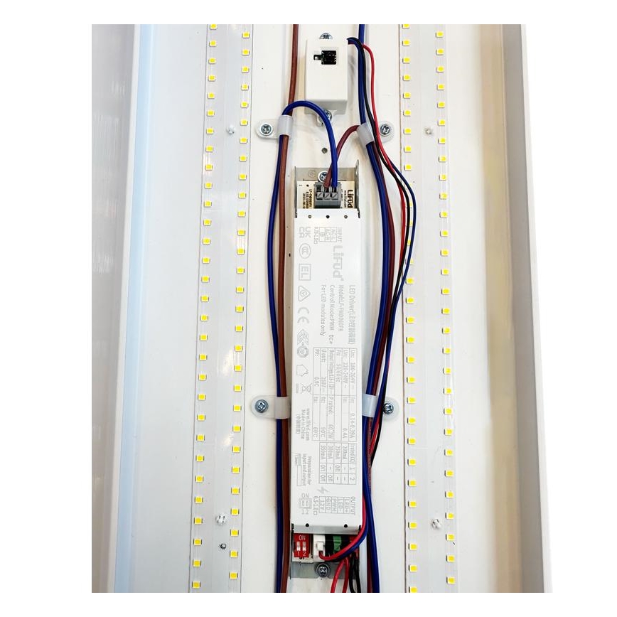 Dimmbare, fluoreszierende LED-Leuchte LED/35W/44W/52W/60W/230V 4000K 120 cm