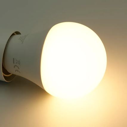 Dimmbare LED-RGBW-Glühlampe A60 E27/9W/230V 2700-6500K Wi-Fi Tuya