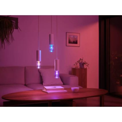 Dimmbare LED-RGBW-Glühlampe Philips Hue White And Color Ambiance E27/6,8W/230V 2000-6500K