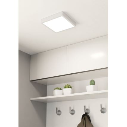 Eglo - LED Badezimmer-Deckenleuchte LED/17W/230V IP44 weiß 21x21 cm