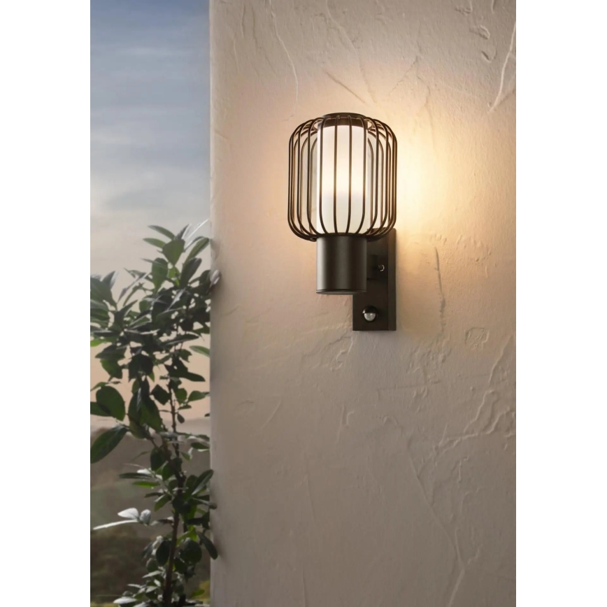 Eglo - Außen-Wandleuchte mit Sensor 1xE27/28W/230V IP44