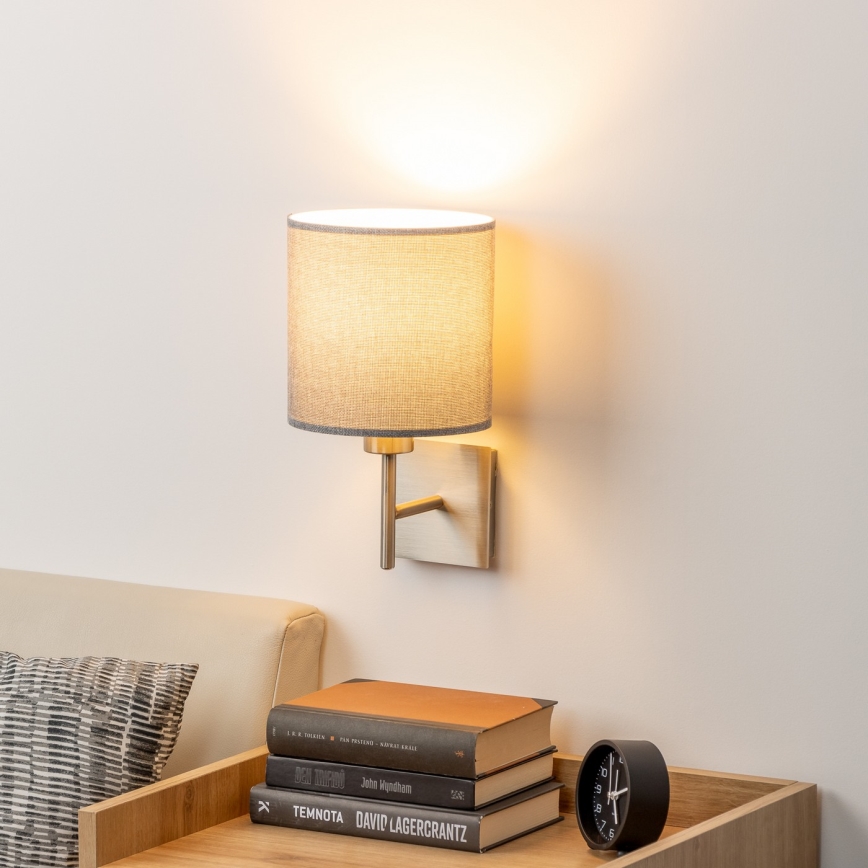 Eglo - LED Wandleuchte TUNJA 1xE27/60W/230V mattchrom/grau