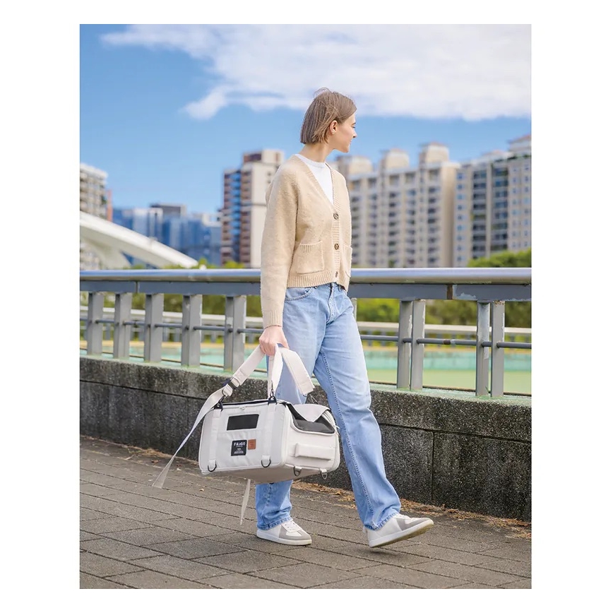 Fikago - Reise-Träger für Hunde und Katzen TRUFFLE Artic Flower