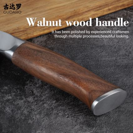 Gudaro - Damast-Chefmesser TAKUMI 8, 67-lagiger Damaststahl, Klingenlänge 20 cm, Walnussgriff