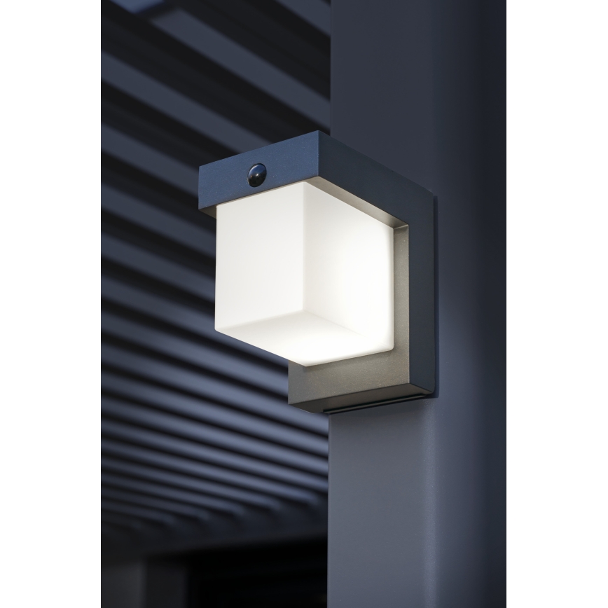 Hesperide - LED-Solar-Wandleuchte mit Bewegungsmelder MULTY LED / 3,7 V, 2600 mAh, IP65, Anthrazit