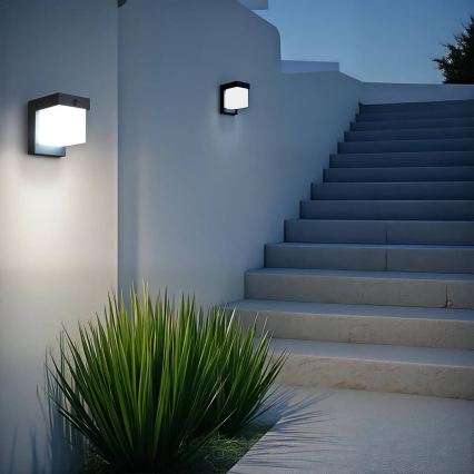 Hesperide - LED-Solar-Wandleuchte mit Bewegungsmelder MULTY LED / 3,7 V, 2600 mAh, IP65, Anthrazit