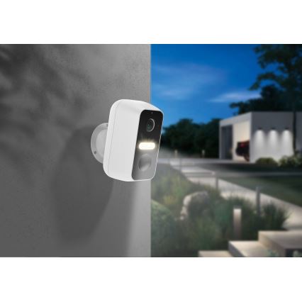 Intelligente Außenkamera mit Bewegungssensor, 2K, 9600 mAh, IP65, WLAN (Tuya), Weiß