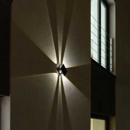 LED Solar-Wandleuchte mit Sensor LED/2W/5V IP54 1300 mAh